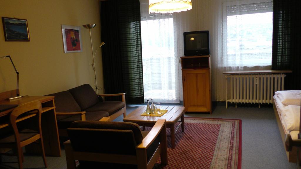 City Hotel Pforzheim Pokoj fotografie