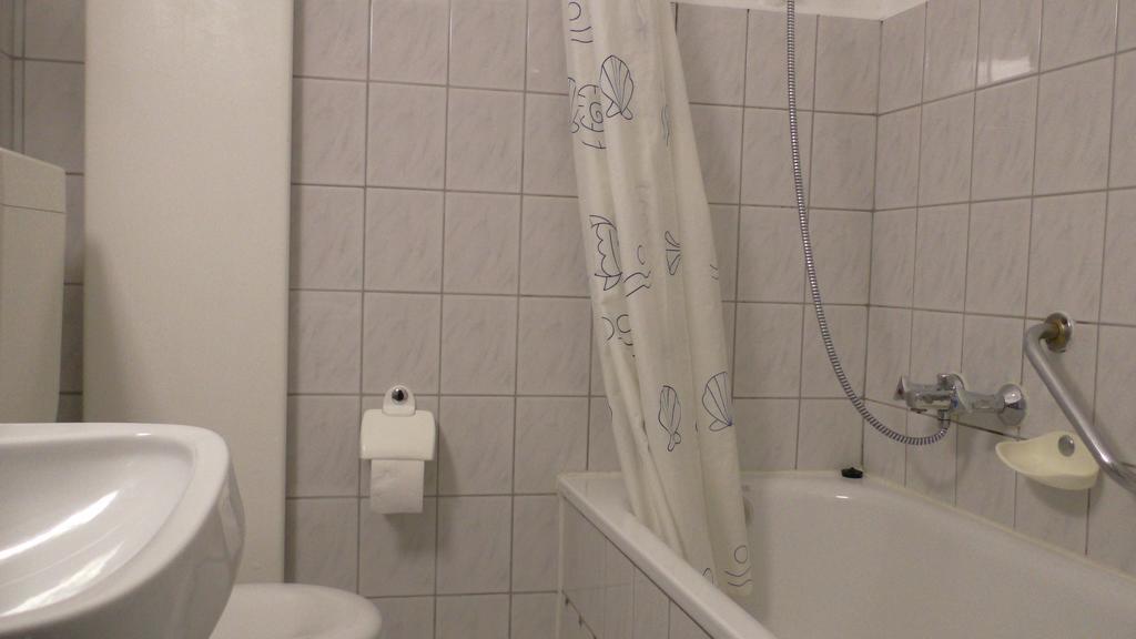 City Hotel Pforzheim Pokoj fotografie